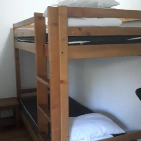 Duplex 8 Pers à Super-besse Avec Piscine - Fr-1-814-44 *