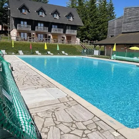 Apartment Duplex 8 Pers Avec Piscine A Super-besse - Fr-1-814-44 *